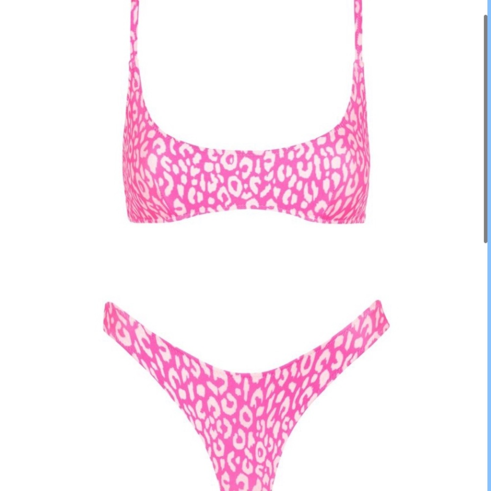 ISO THIS BIKINI FROM TRIANGL OR EVEN KNOCK OFF!!